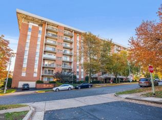 5250 Valley Forge Dr APT 103, Alexandria, VA 22304