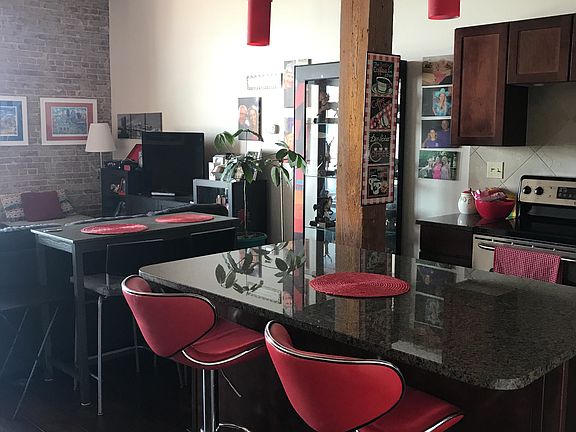 3rd image of 308 W 8th St APT 614