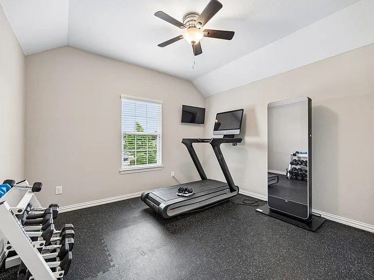 2200 Mountain Creek Ct — Photo 34