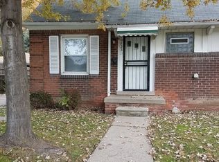 19833 Moross Rd, Grosse Pointe, MI 48224