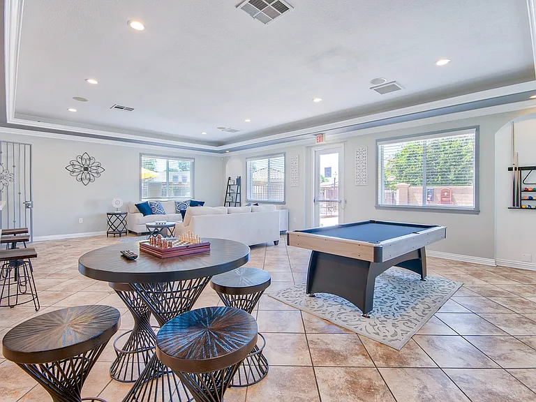 Baywood Villas — Photo 6