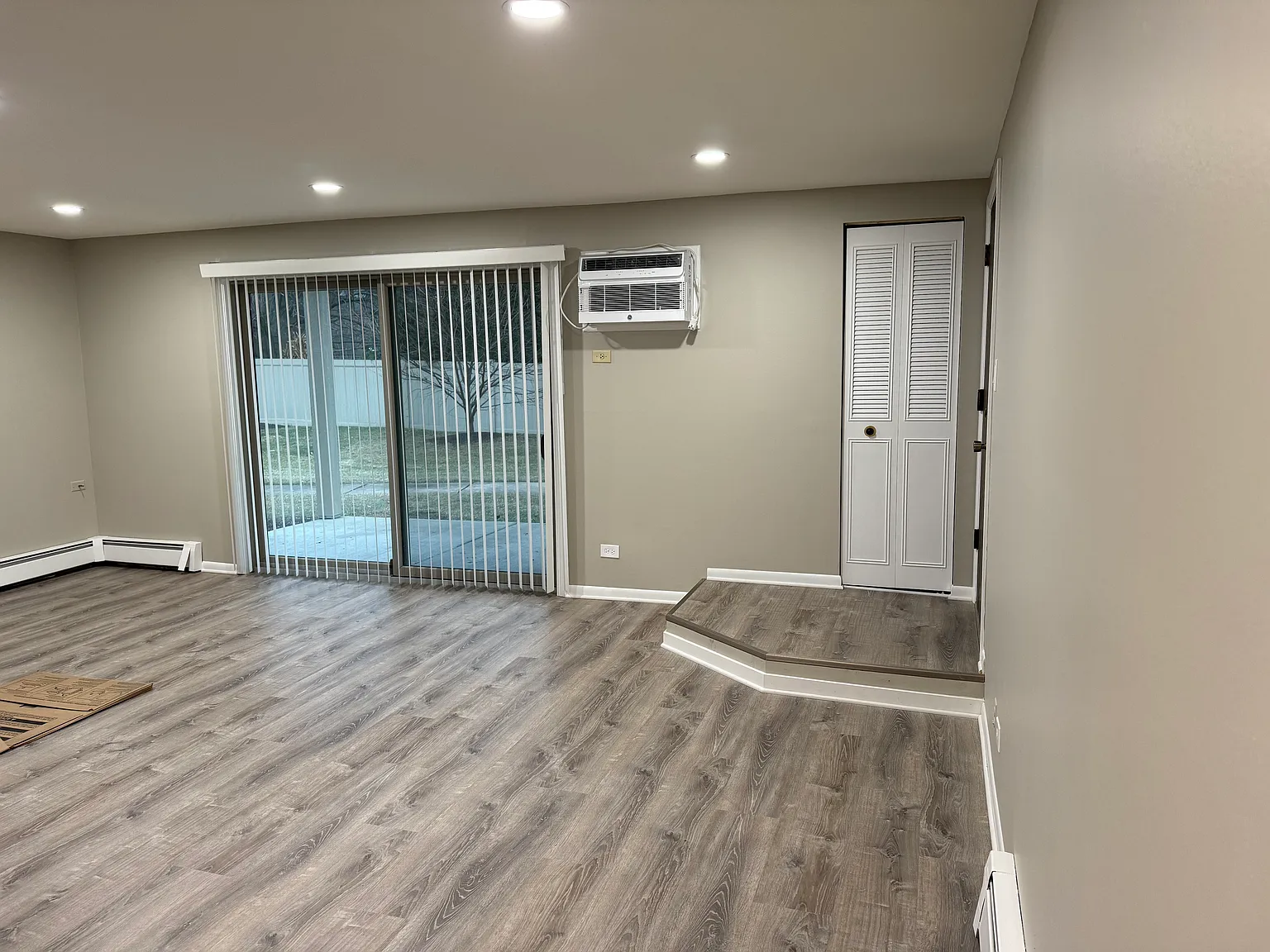2 bed, 970 sqft, $1,875 — Photo 1