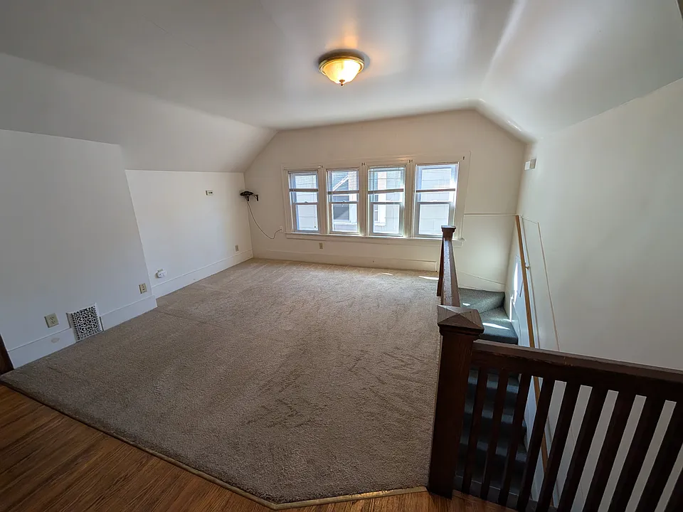 1 Audubon St #5