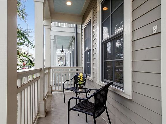 3rd image of 2612 Cadiz St