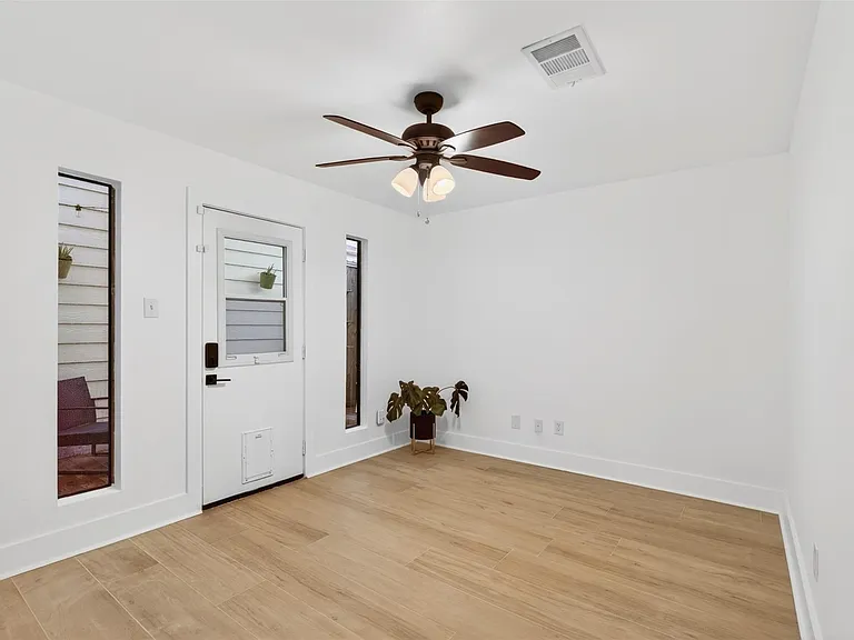 2716 Bagby St — Photo 23