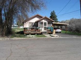 1661 Manzanita St, Klamath Falls, OR