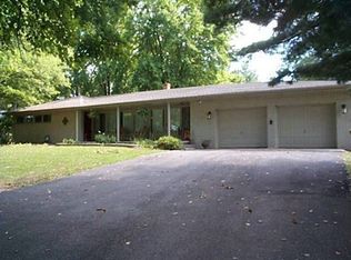 1829 E Lake Rd, Princeton, IN 47670