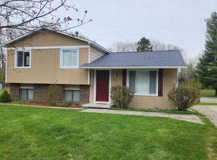 720 Bush St, Linden, MI 48451