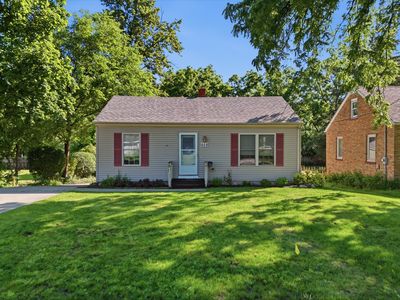 658 Pleasant St, Woodstock, IL, 60098