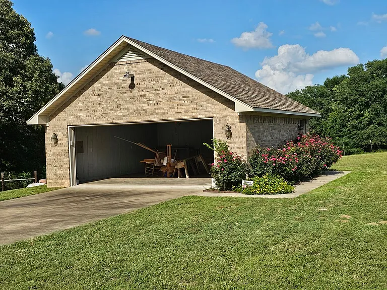 1316 Brown Rd — Photo 20