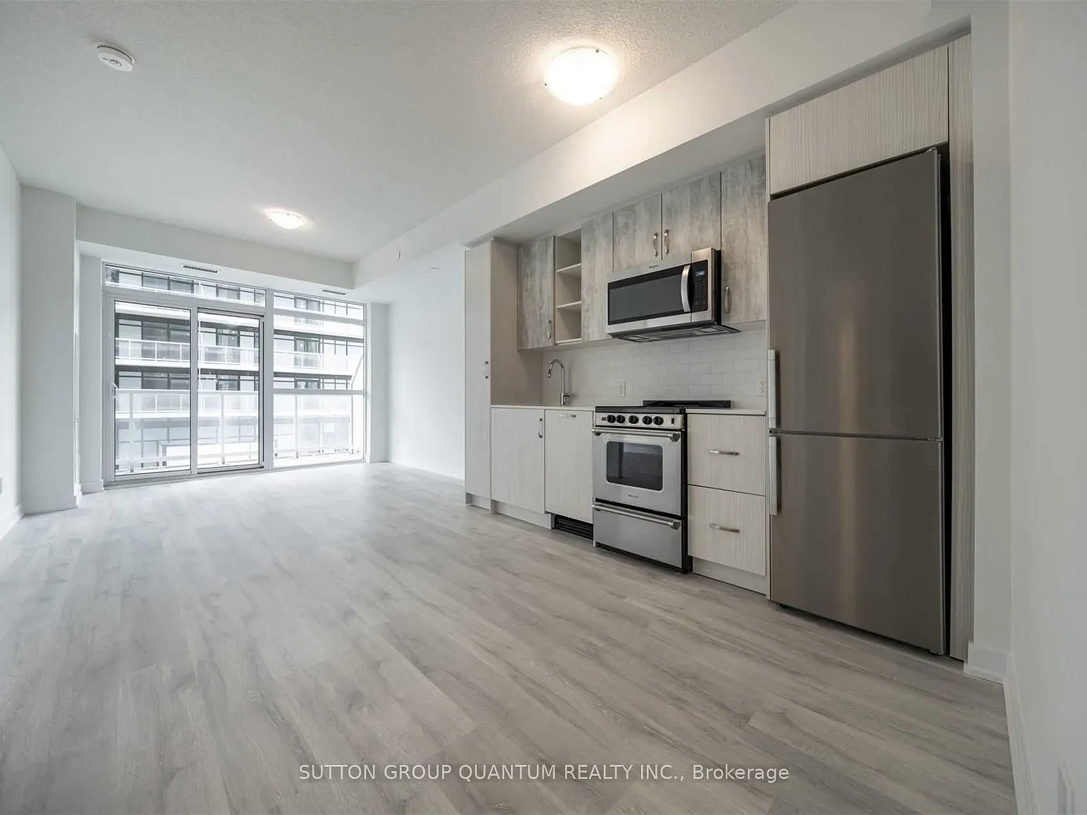 The Phoenix Condominiums — Photo 3