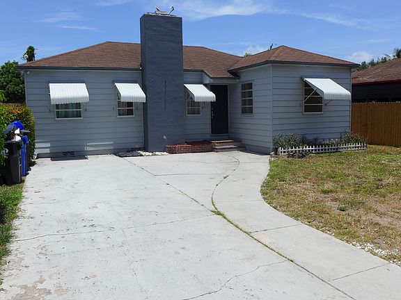 2nd image of 544 NE 8th Ave