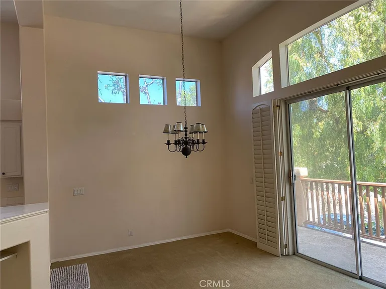 2635 Dunstan Dr — Photo 4