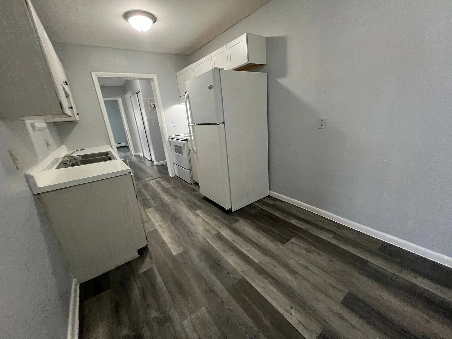 905 Neal Ave — Photo 4