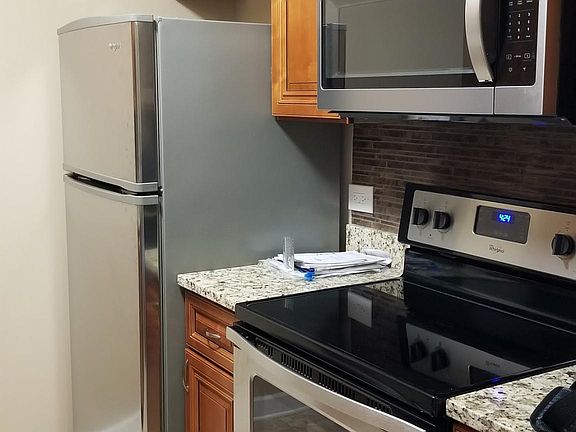 3rd image of 6174 Knoll Lane Ct