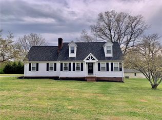 212 Earle Dr, Pickens, SC 29671