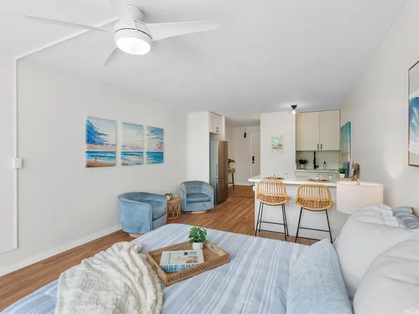 53-549 Kamehameha Hwy APT 313, Hauula, HI 96717