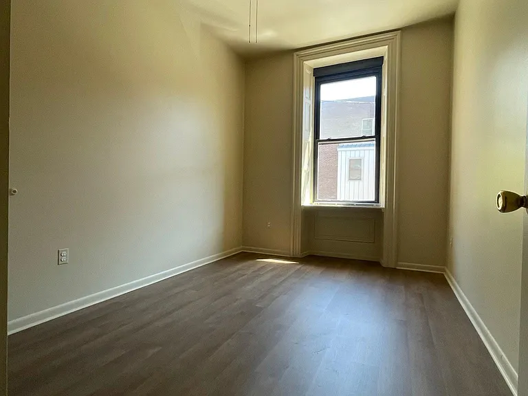 1542 N 15th St #3 — Photo 12