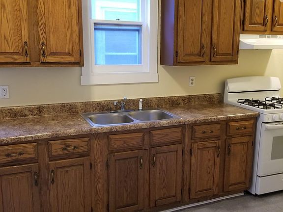 2nd image of 302 Greenwich Ave Floor 2