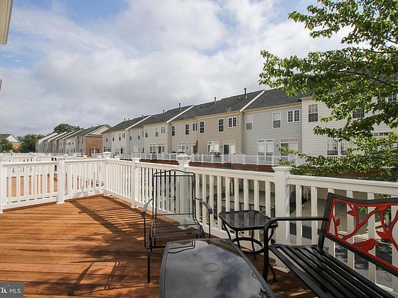 4th image of 2116 Abbottsbury Way #54
