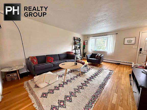 5th image of 43 Edenfield Ave