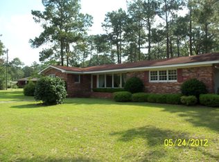 1701 Pine Cir, Moultrie, GA 31768