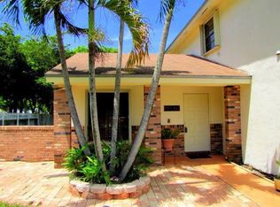 13871 Magnolia Ct, Davie, FL 33325