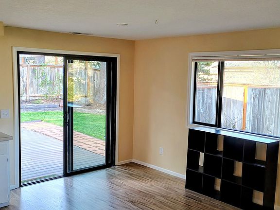 2nd image of 3075 NW Manzanita Pl