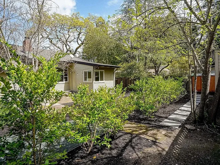 3609 Walnut St — Photo 14