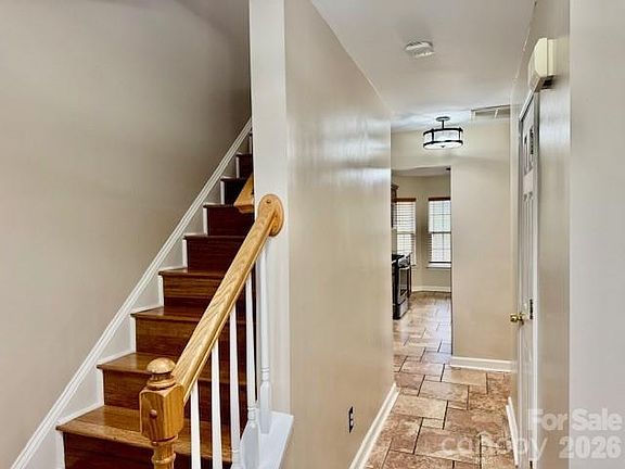 5th image of 1946 9th Street Pl SE