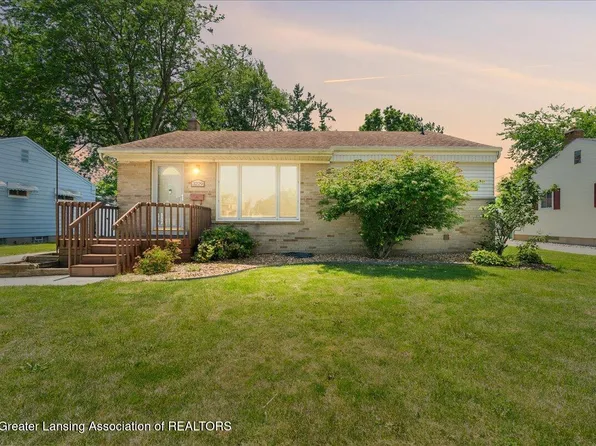 3229 Timber Dr, Lansing, MI 48917