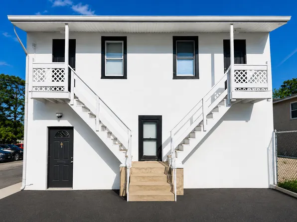 183 New York Ave, Huntington, NY 11743