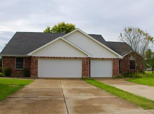 1097 Brookfield Dr, Waynesville, OH 45068
