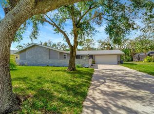 2338 W Leewynn Dr, Sarasota, FL 34240