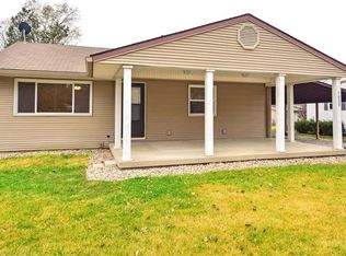 1033 Amos Rd, Shelbyville, IN 46176