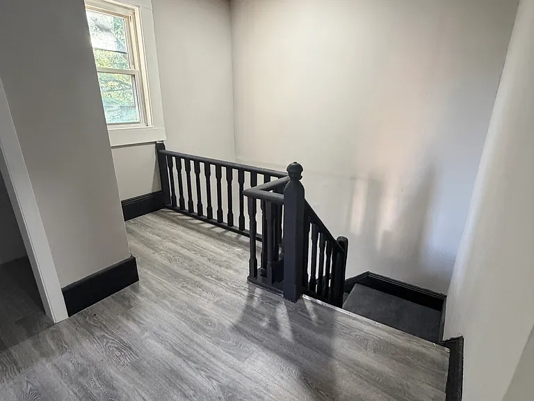 179 Sargeant St #2 — Photo 8
