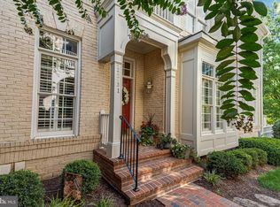 12731 Lady Somerset Ln, Fairfax, VA 22033