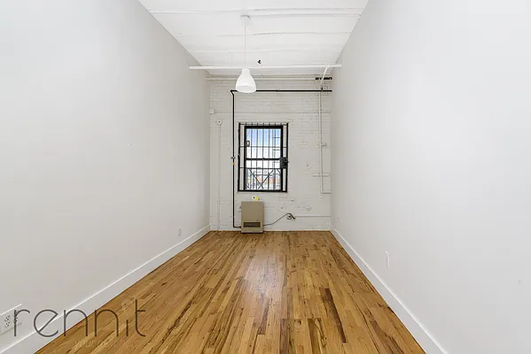 Rented by Rennit Inc. | media 9