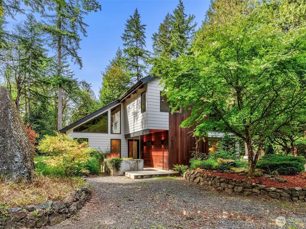 16455 Agate Point Road NE, Bainbridge Island, WA 98110