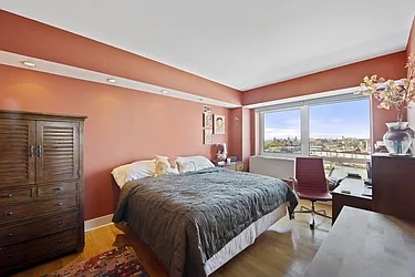 Rented by Urban Realty NYC