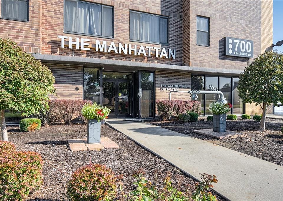 1st image of 700 E 8th St Unit 11L