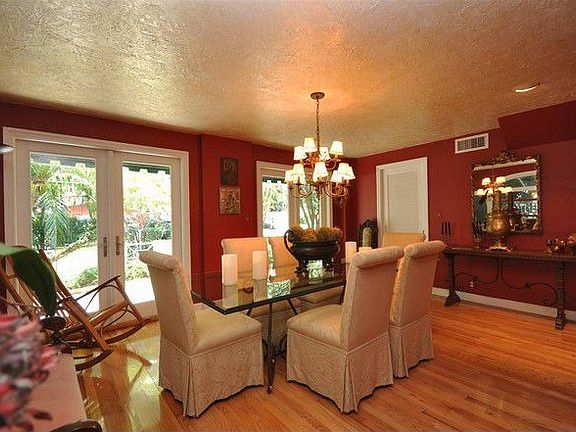 3rd image of 3580 Royal Palm Ave