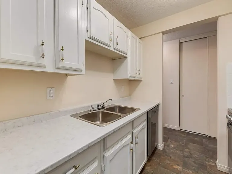 8948 B Elbow Dr SW — Photo 41