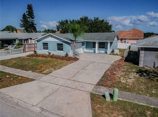 1709 Cromwell Dr, Tarpon Springs, FL 34689