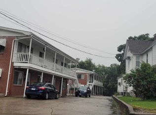 210 N 12th St APT 8, Mount Vernon, IL 62864