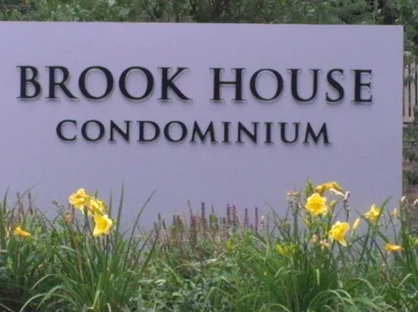 44 Washington St APT 409, Brookline, MA 02445