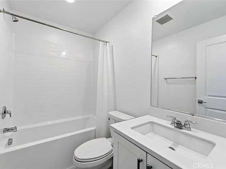 10843 Pala Bells St — Photo 17