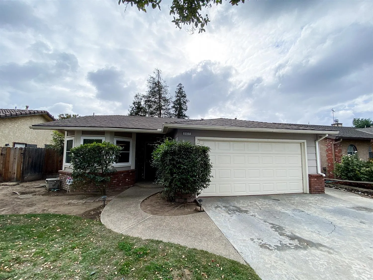 3537 W Dayton Ave photo 1