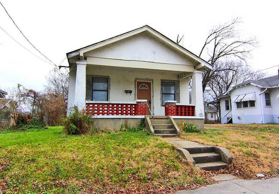 1st image of 612 Locust St