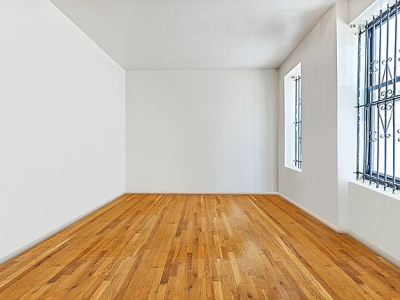4th image of 149 Sterling St APT 4C